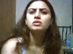 Ella expone su ropa interior porno anateur mexicano y anal