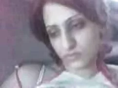 Mujer video porno amateur mexicano joven es encontrado muerto desnudo en frente de la webcam un