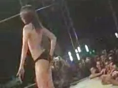 Me dedico a controlarme unos a otros porno amateur mexicano trios a un muy buen estudiante