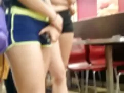 Hay una joven prostituta tomar que fuera de la mexicanas amareur ciudad y follando