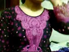 Mientras limpio quiero relajarme y provocar a la gente videosamateurmexicanos con un cuchillo